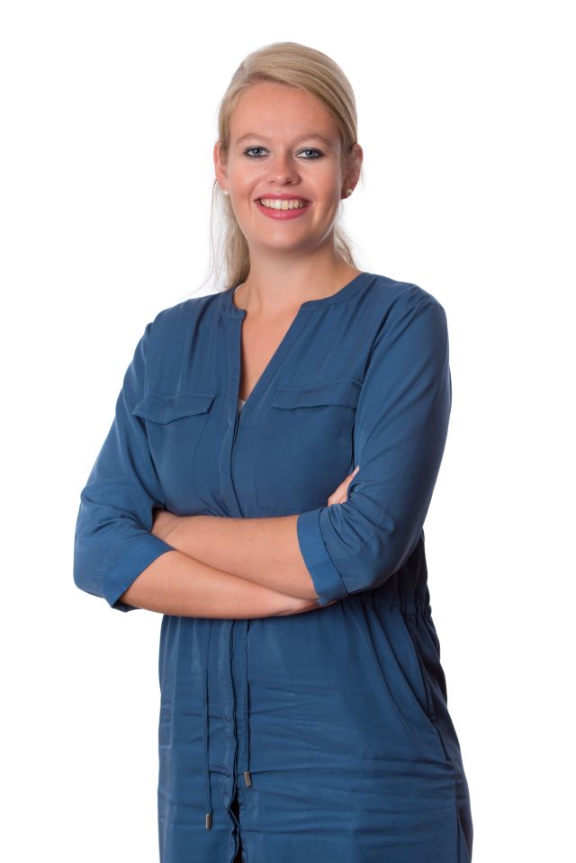 Anne Blonk 2 klein Anne Blonk Hermans & Schuttevaer Notarissen